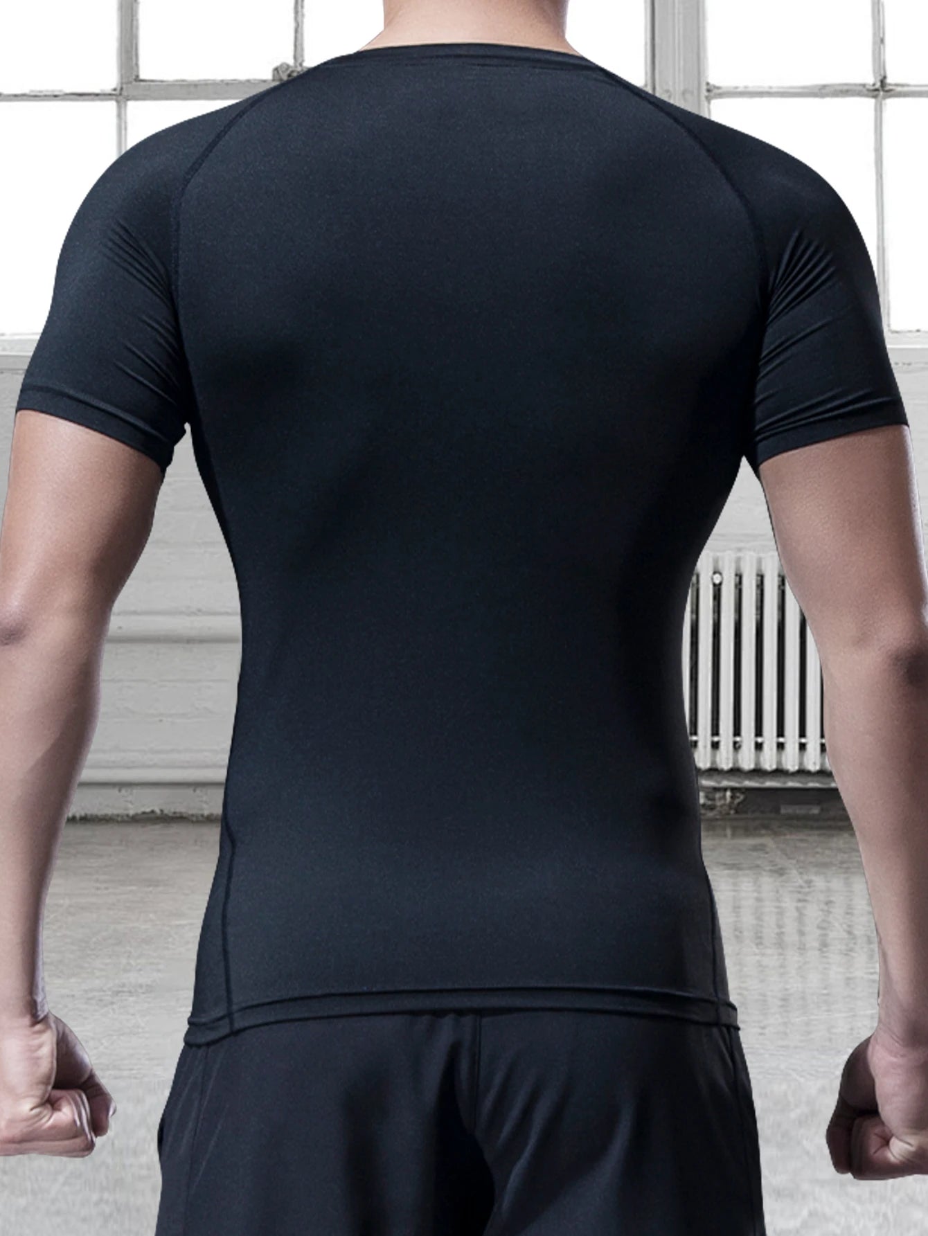 T-shirt de compression homme – Moulant, respirant, running & gym | TrailNova